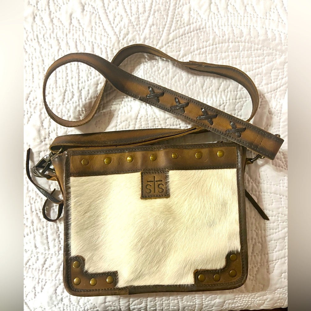 STS purse